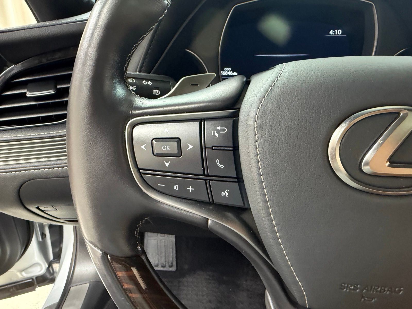 Used 2021 Silver Lexus 500 AWD image 15