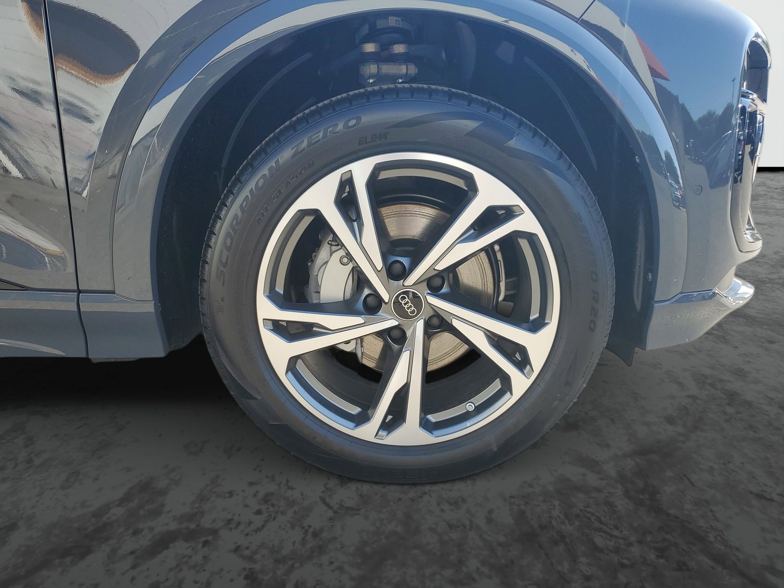 Vehicle photo