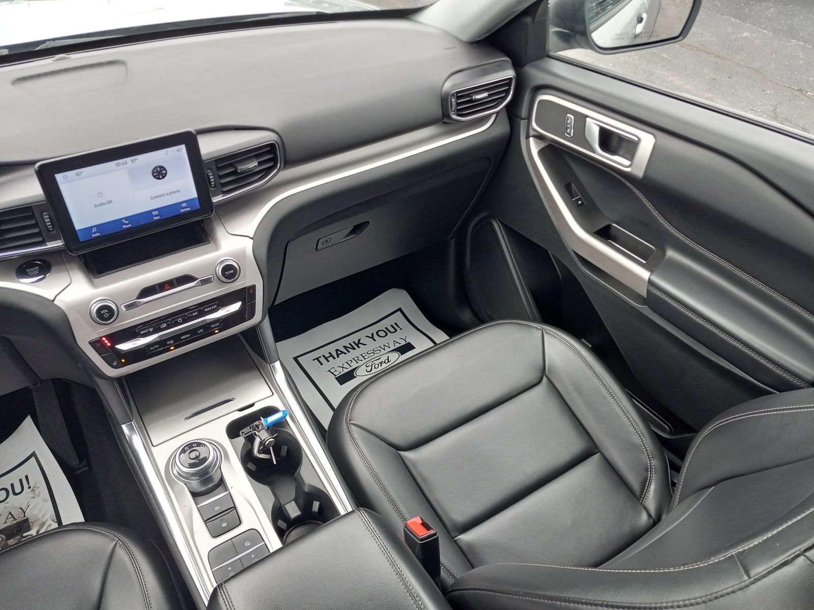 2023 Ford Explorer image 19