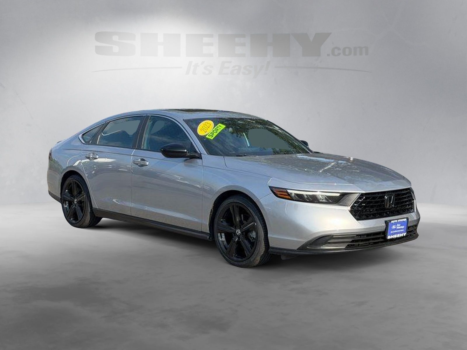Used 2023 Lunar Silver Metallic Honda Sport image 2