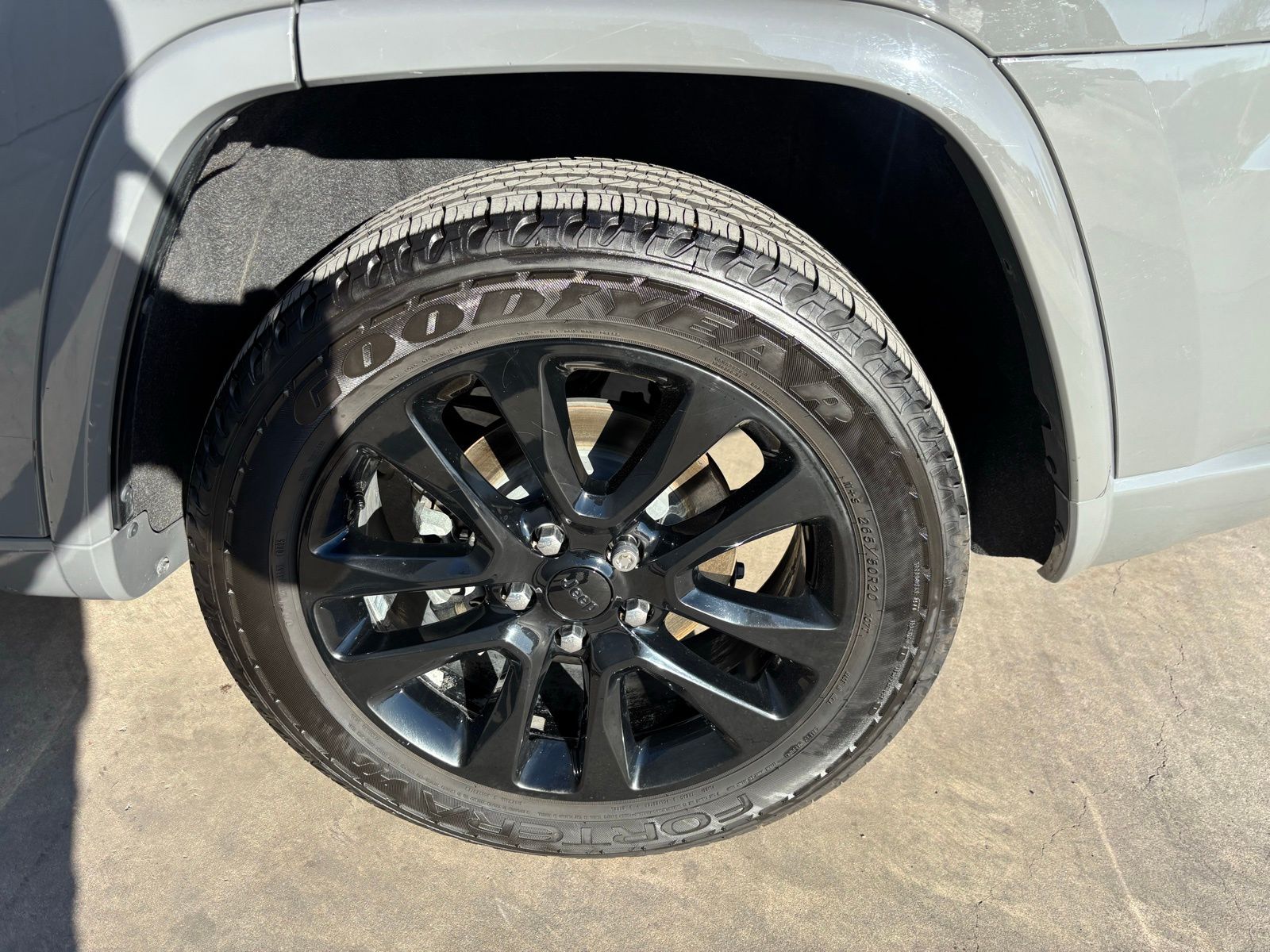 Used Car 2019 Jeep Grand Cherokee  Altitude For Sale Under $20,000 In Austin, Texas