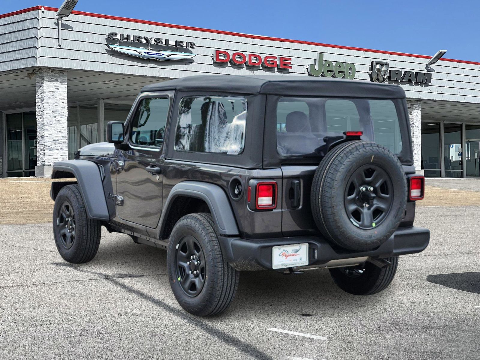 2025 Jeep Wrangler Sport 4