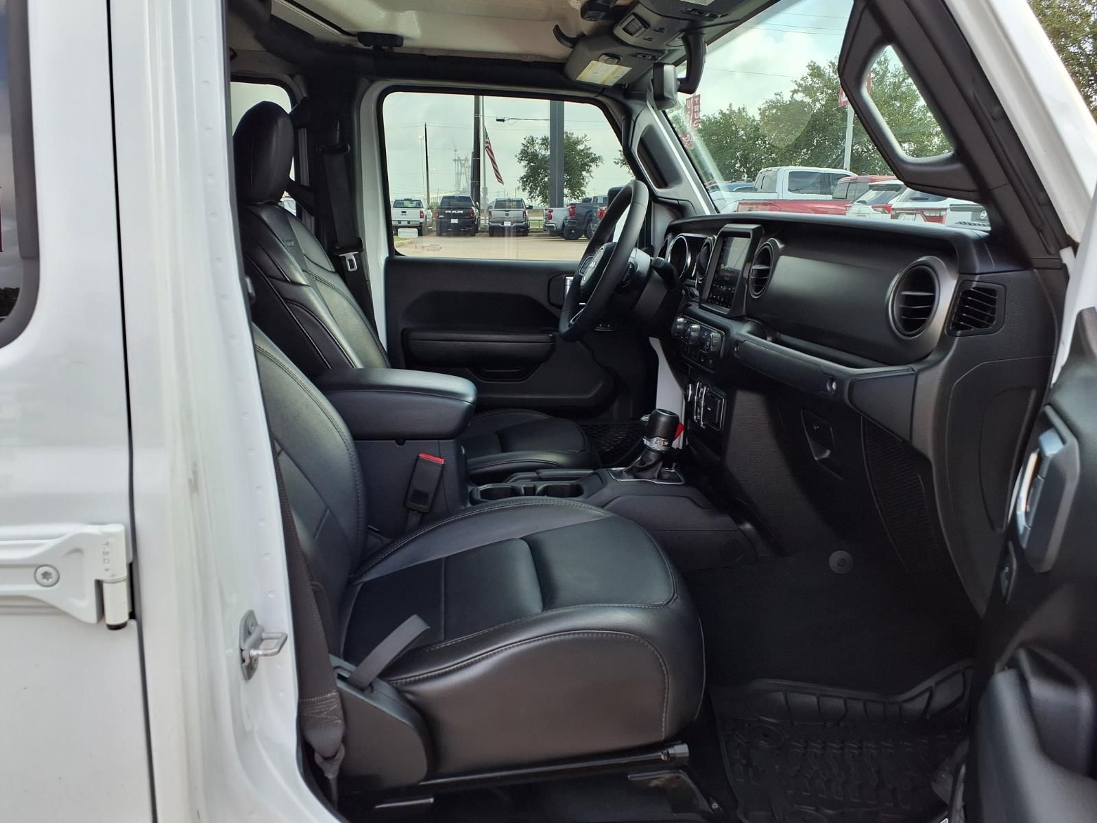 2023 Jeep Gladiator Texas Trail White at Gullo Toyota