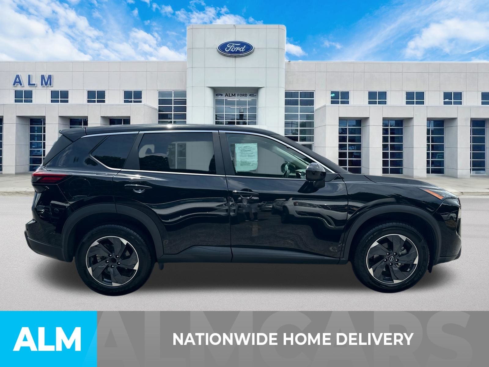 Used 2025 Black Nissan SV image 4