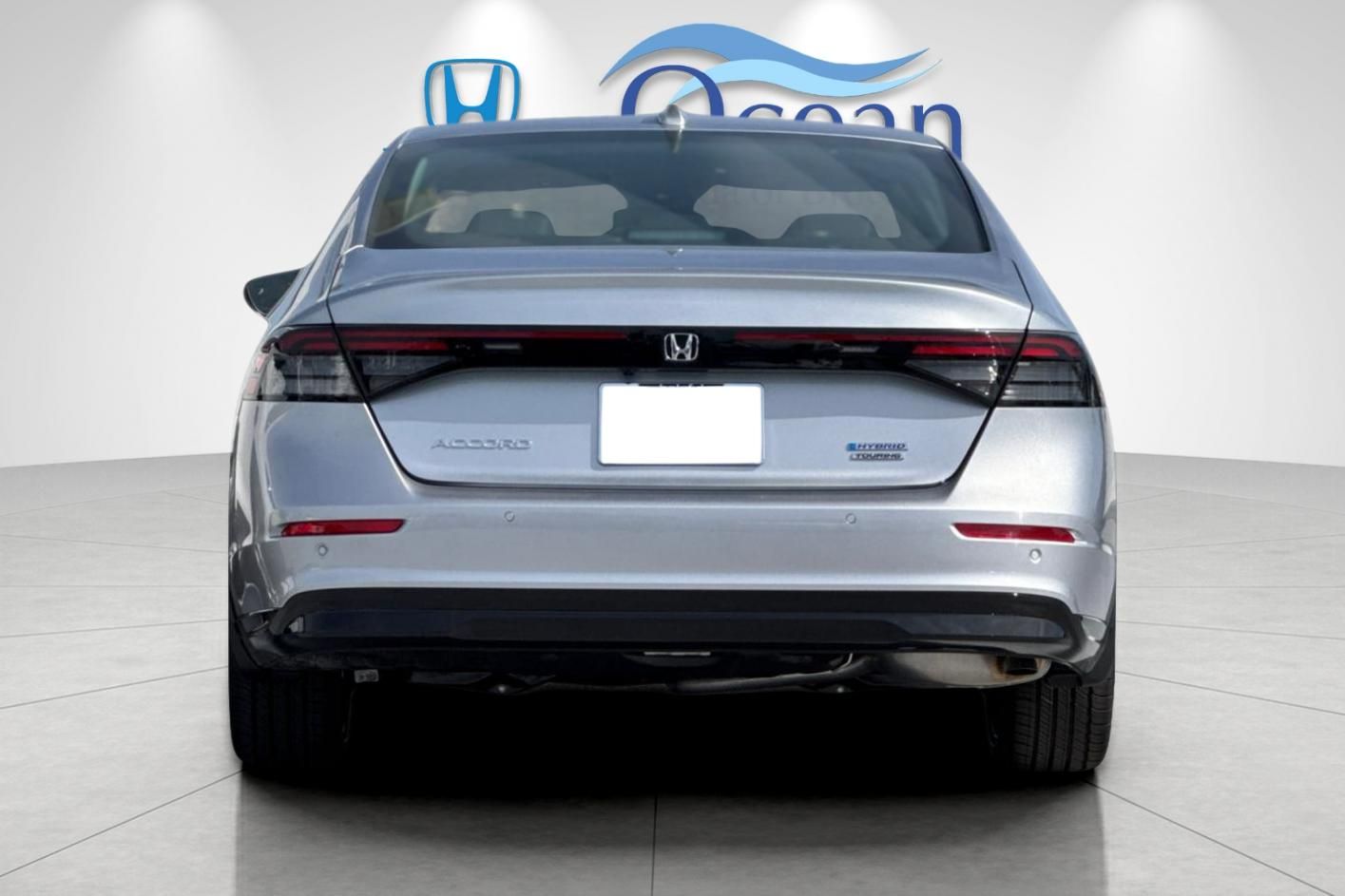 New 2026 Silver Metallic Honda Touring image 4