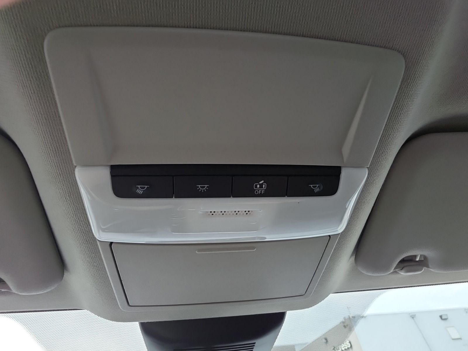 Used 2024 White Nissan SV image 34