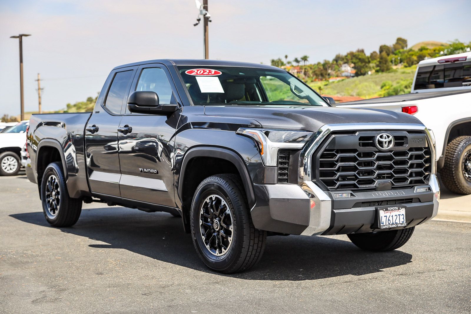 View vehicle photo 3