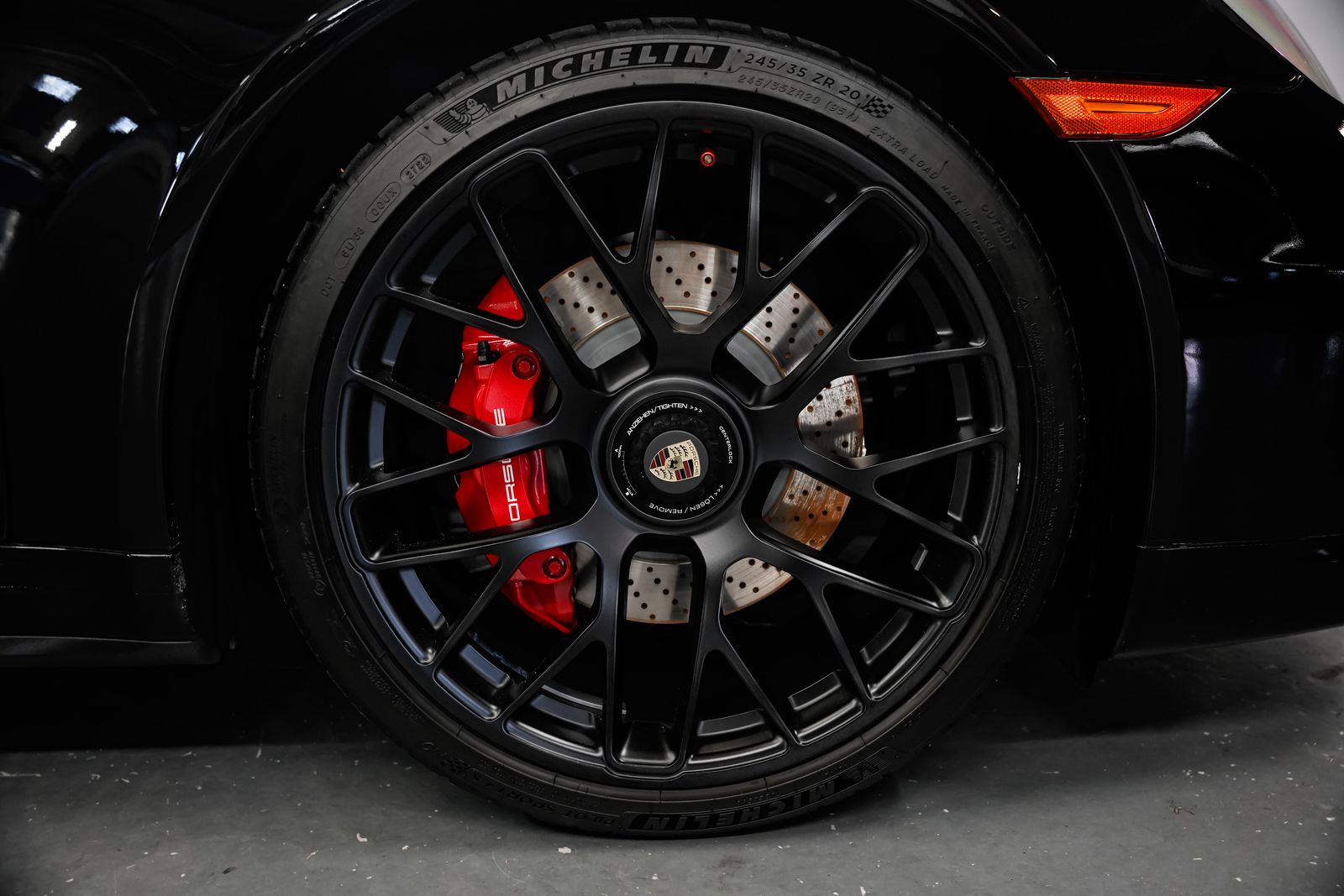 2016 Porsche 911 Carrera 4 GTS — photo 47