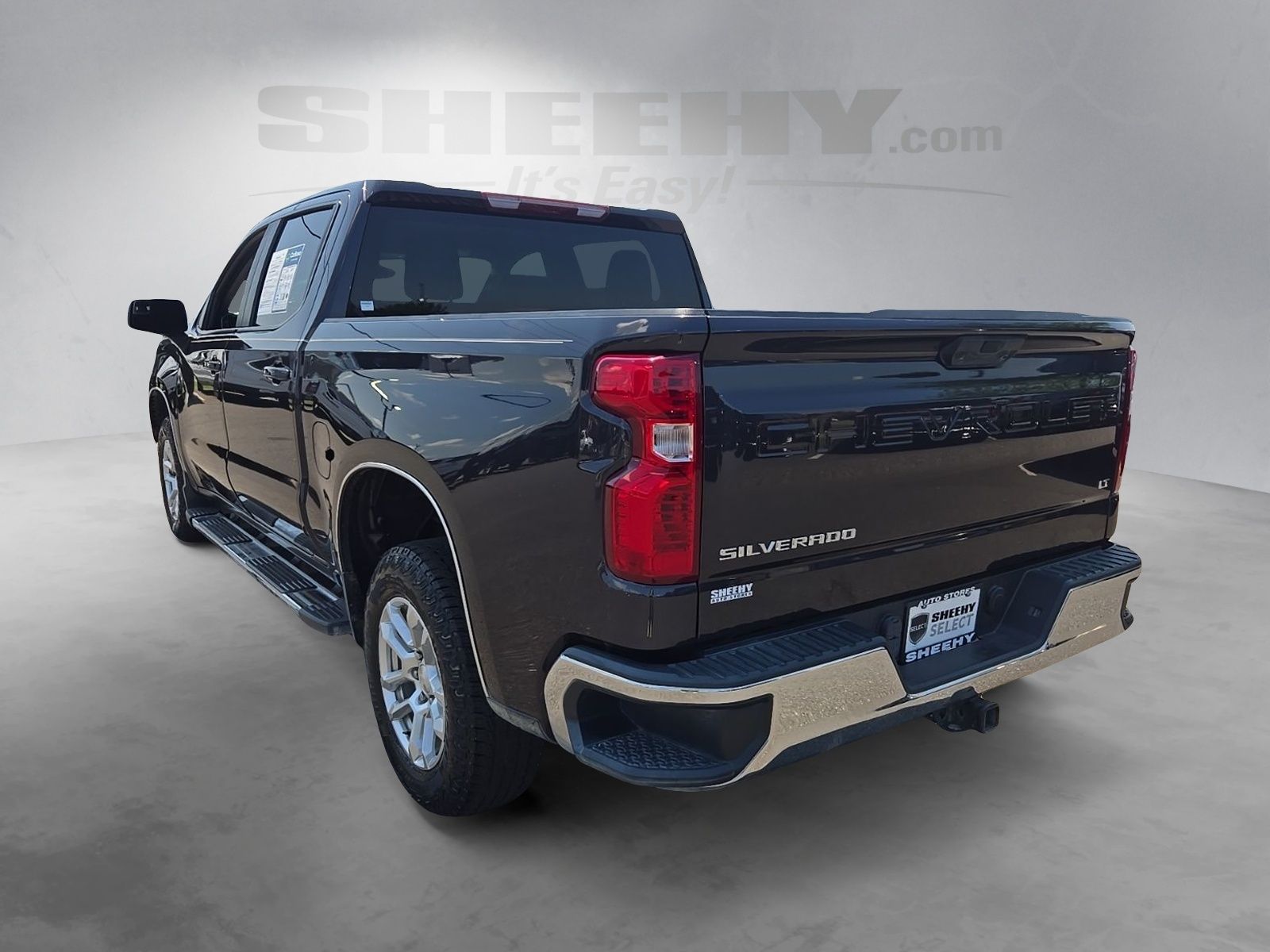 Used 2023 Gray Chevrolet LT image 14