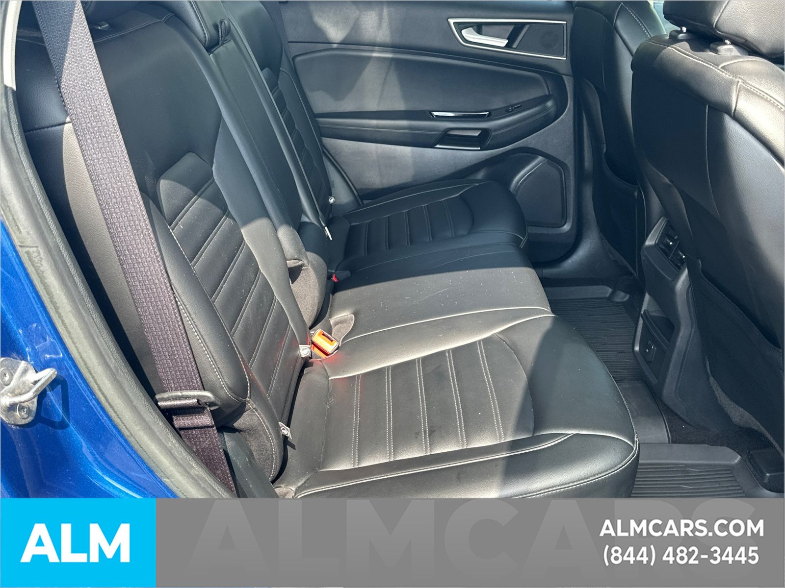 Used 2020 Blue Ford SEL image 17