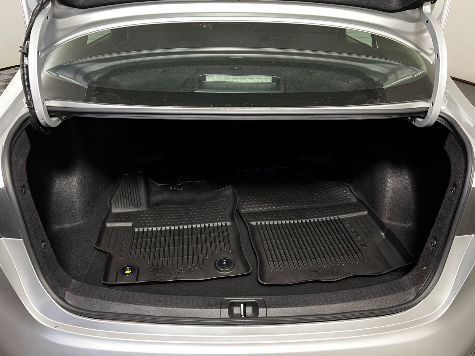 Thumbnail: 2024 Toyota Corolla - 22