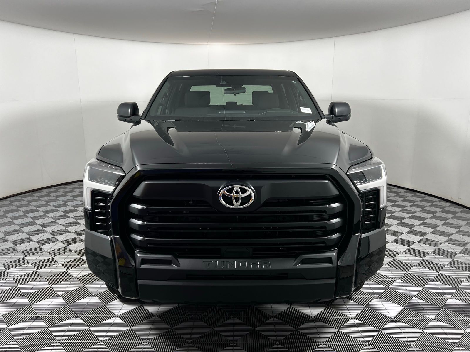 2025 Toyota Tundra SR 2