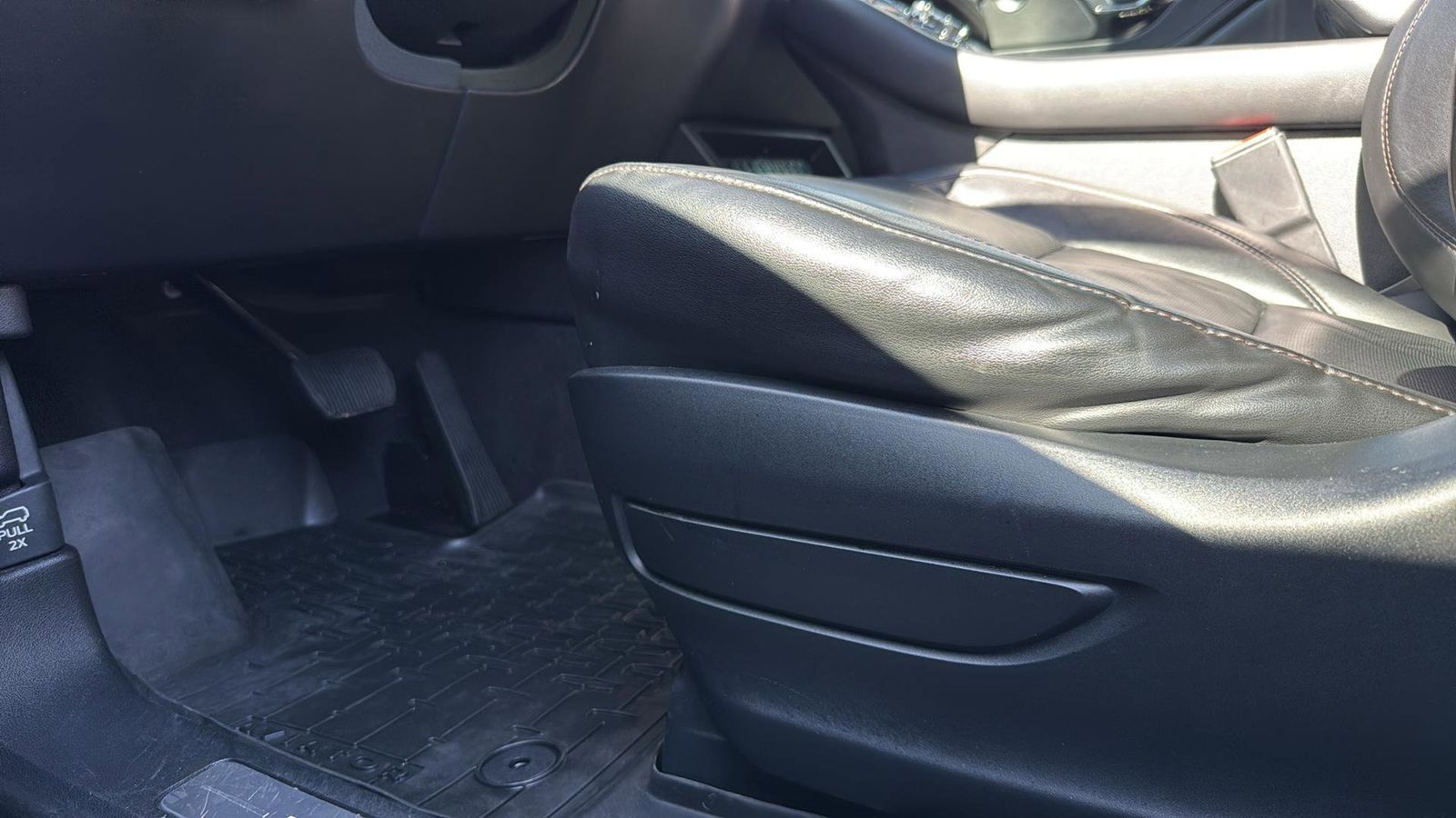 Used Car 2023 Lincoln Aviator  Reserve For Sale Under $50,000 In Austin, Texas