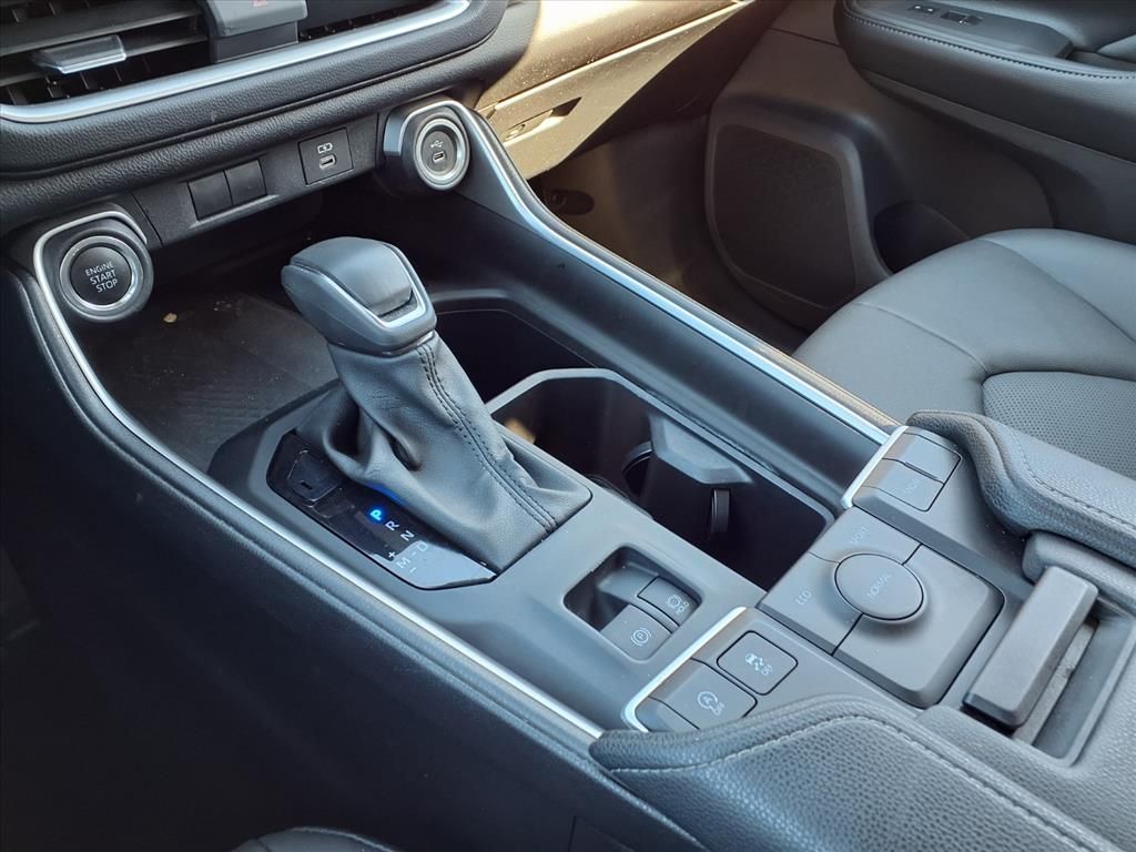 2025 Toyota Grand Highlander XLE  at Gullo Toyota