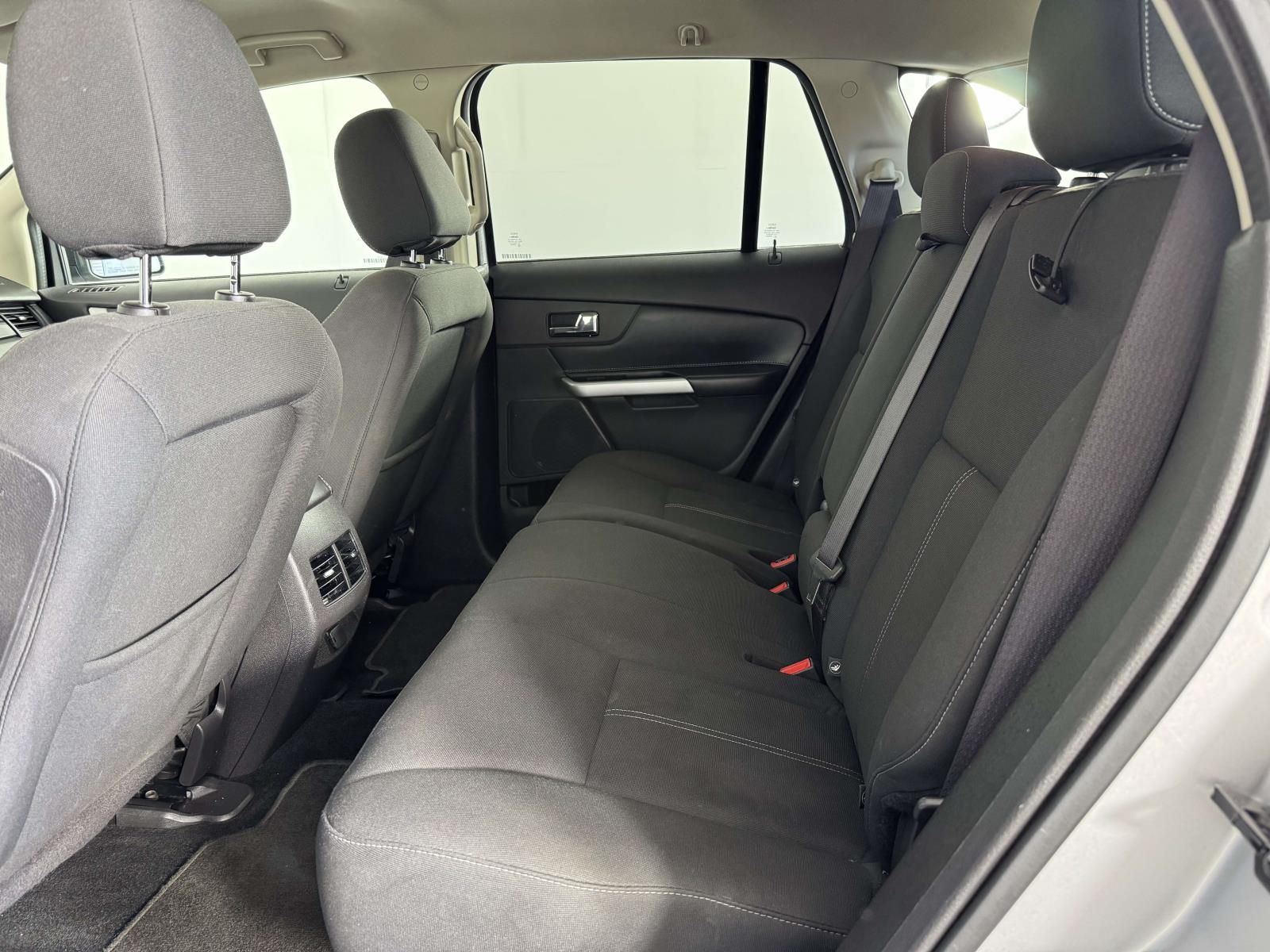Used 2013 Silver Ford SE image 6