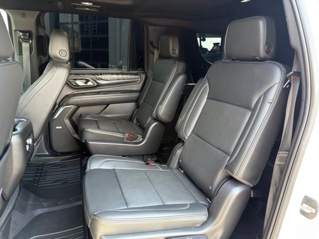Used 2022 GMC Yukon XL SUV
