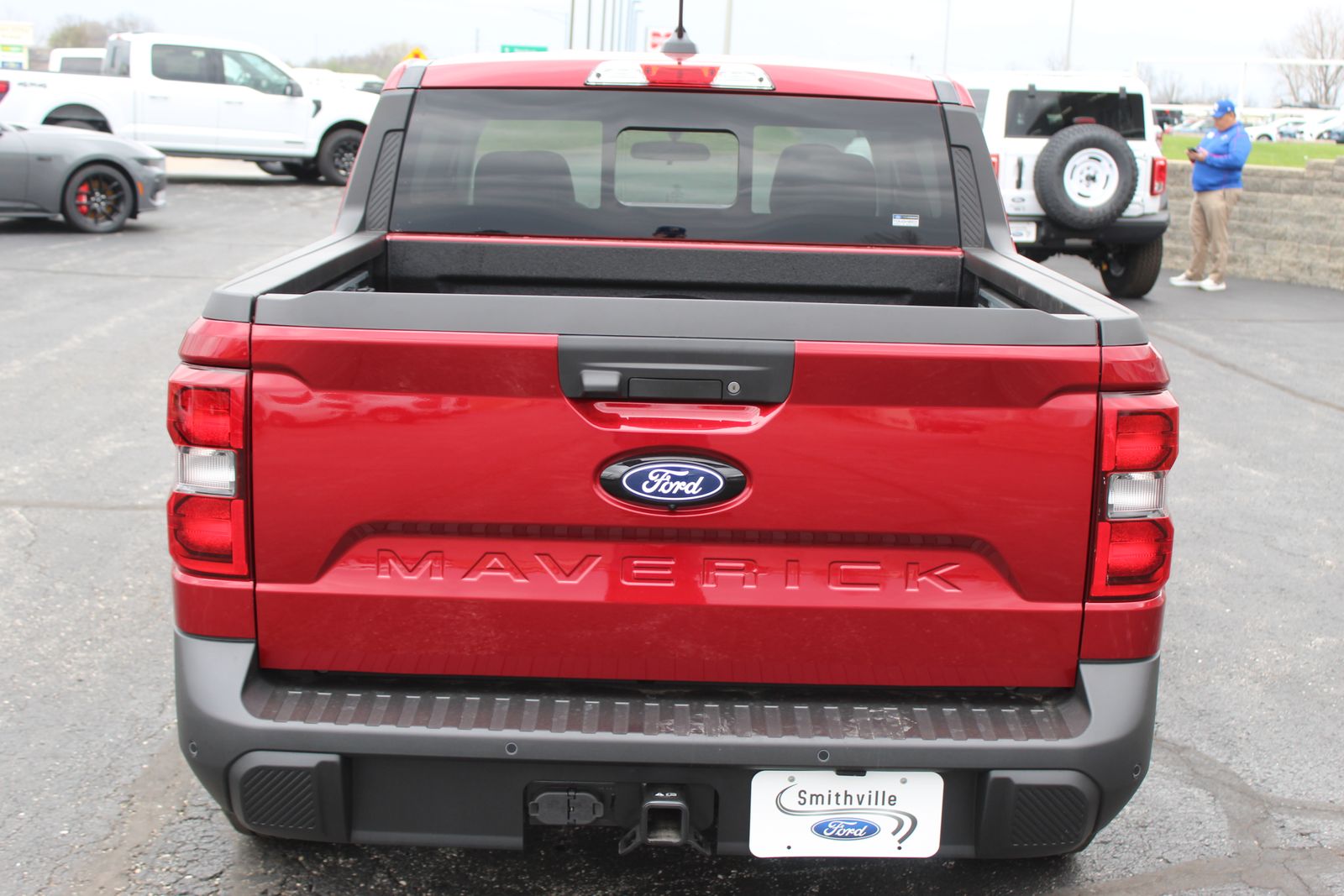 View vehicle photo 6