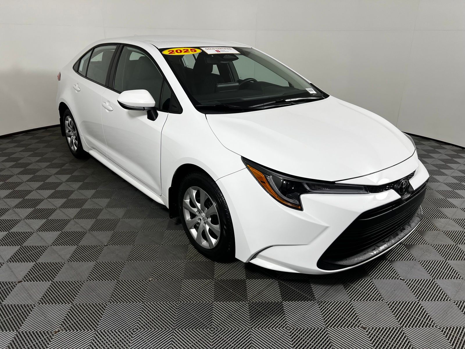 Thumbnail: 2025 Toyota Corolla - 3
