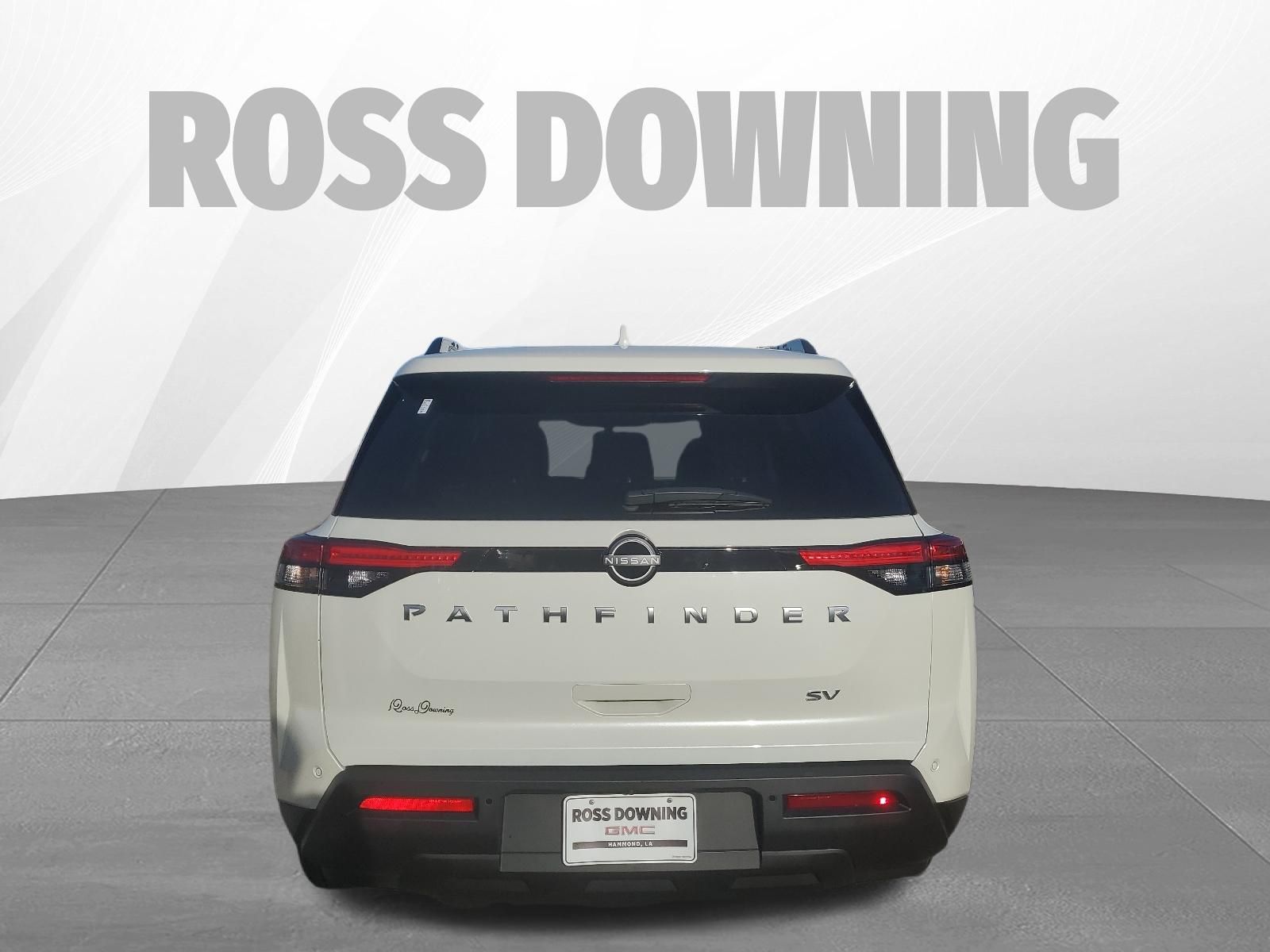 2024 Nissan Pathfinder SV - 4