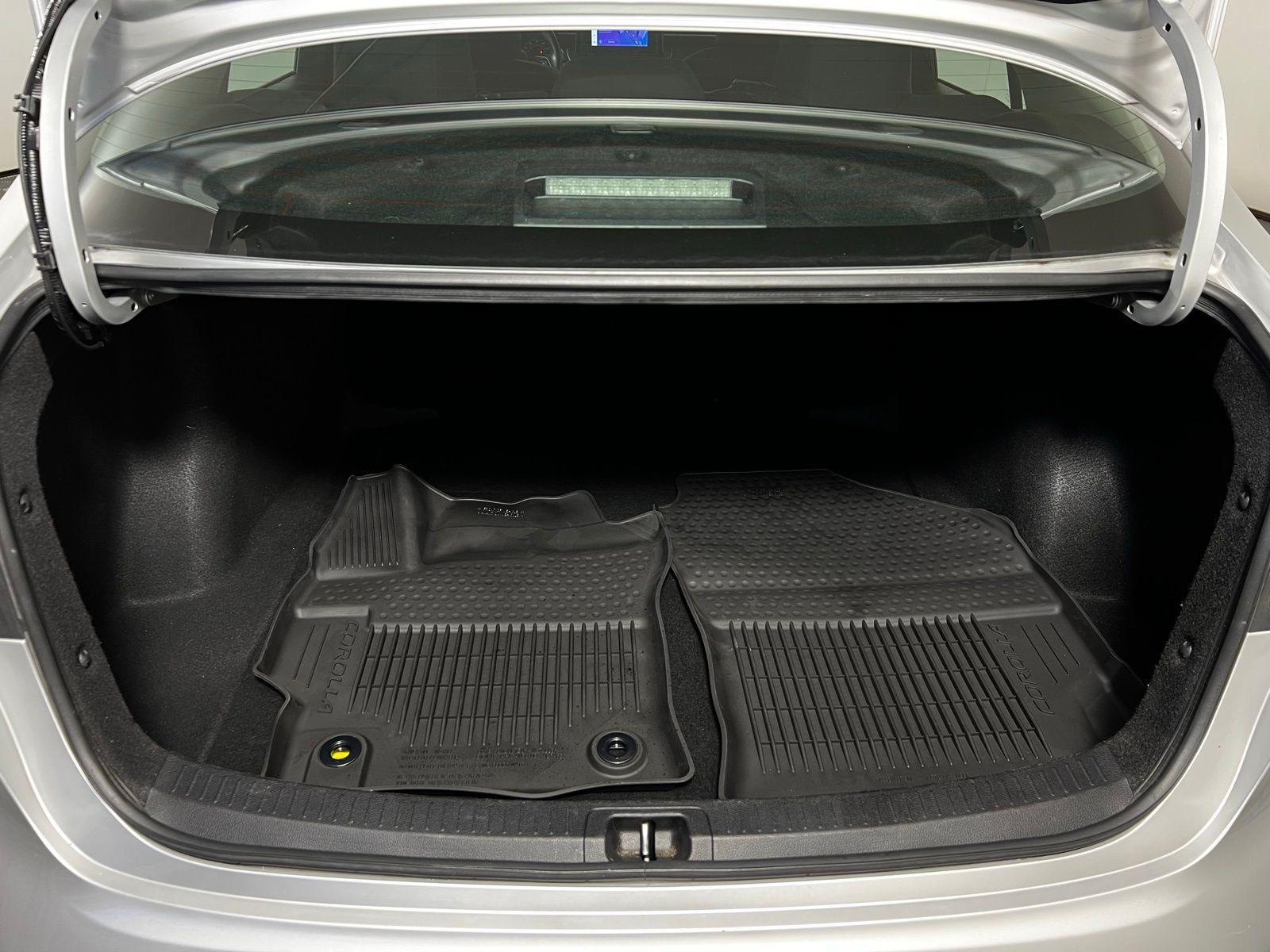 Thumbnail: 2023 Toyota Corolla - 22