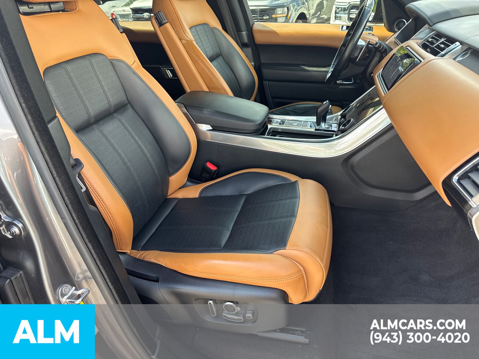 2018 Land Rover Range Rover Sport HSE Dynamic photo 12