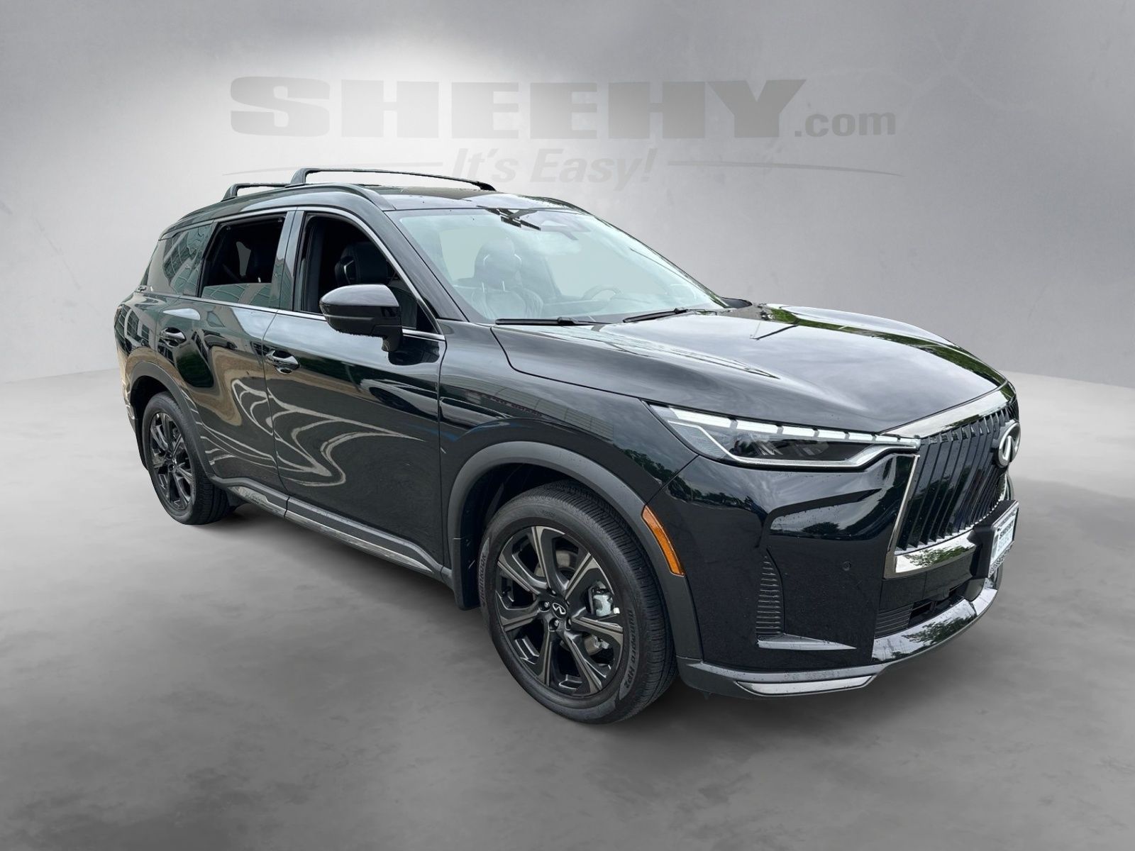 Used 2026 Black INFINITI Autograph image 2