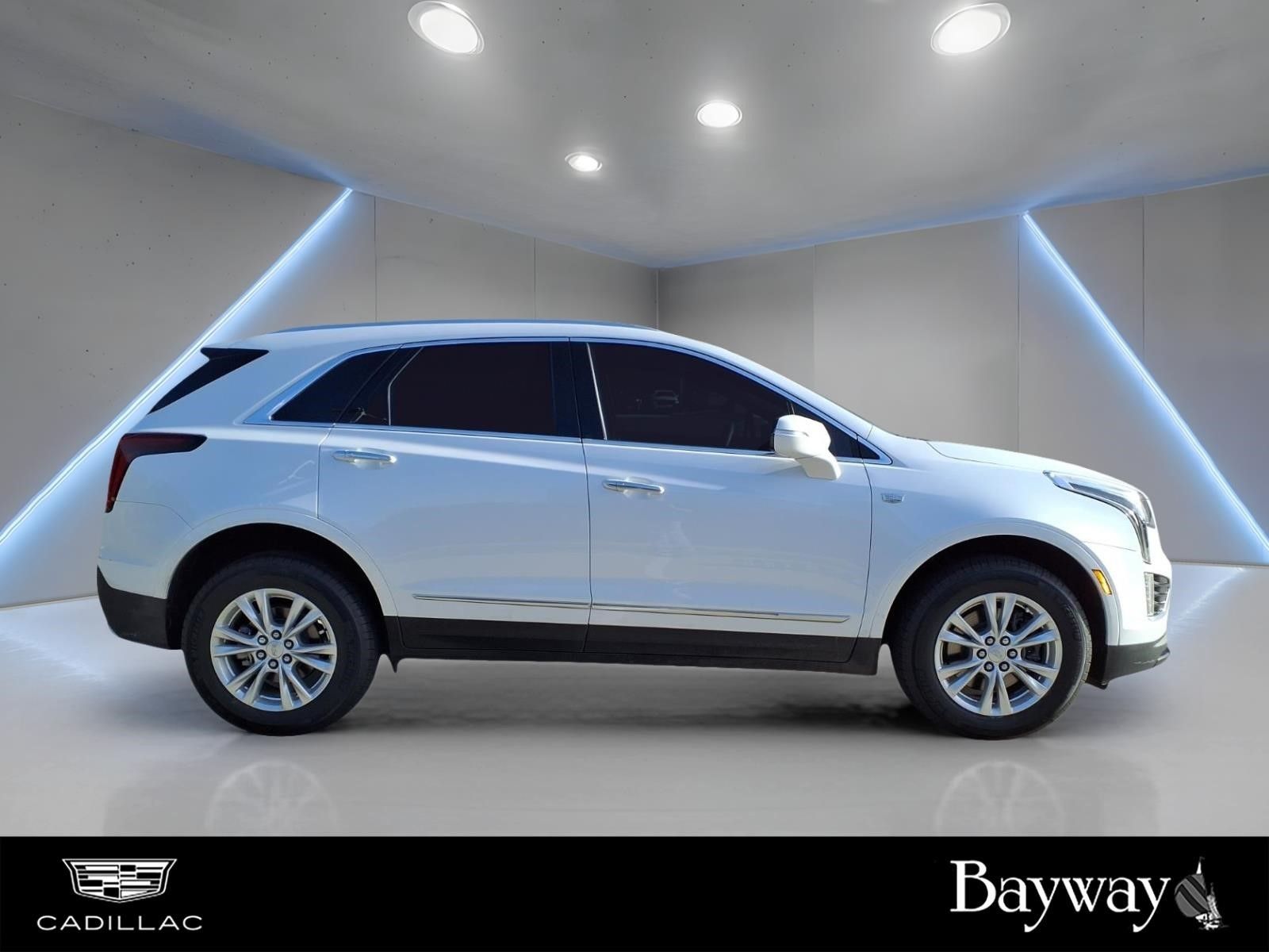 2024 Cadillac XT5 Luxury White at South Houston Nissan