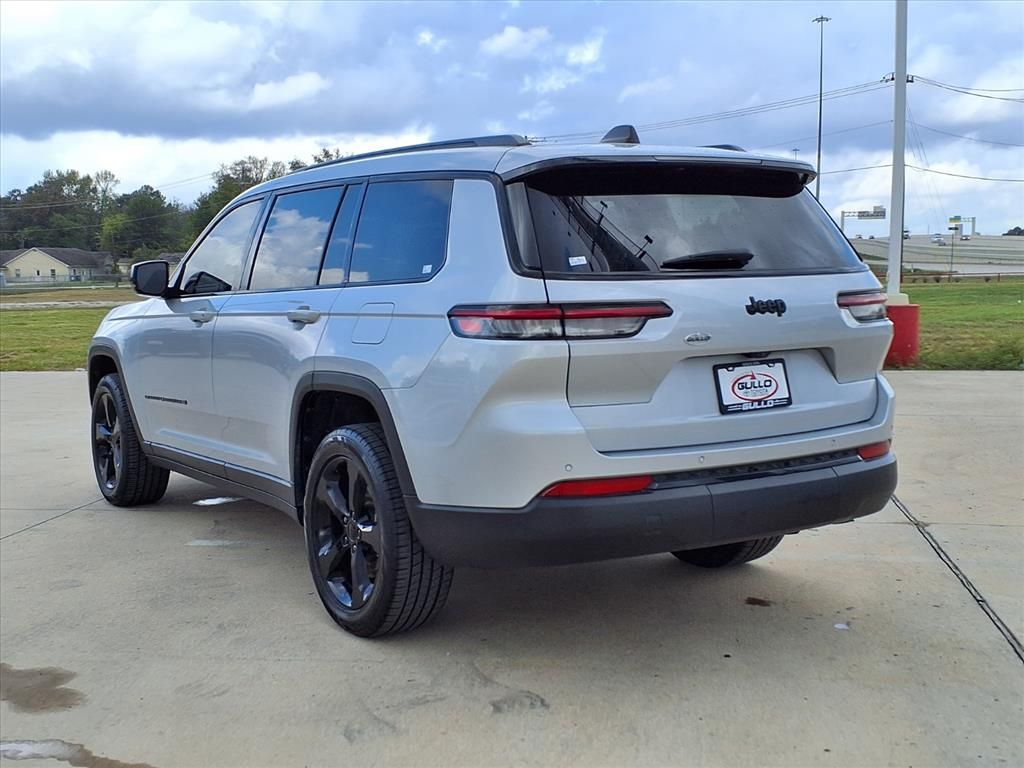 2023 Jeep Grand Cherokee L Altitude Silver at Bayshore Chrysler Jeep Dodge Ram