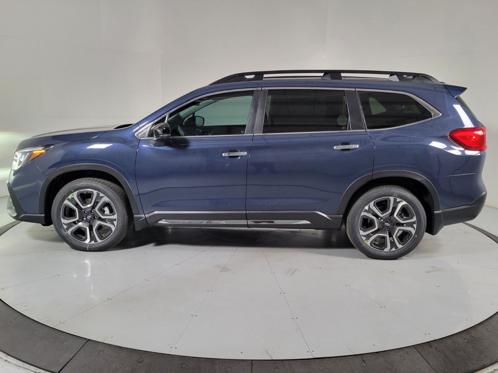 2025 Subaru Ascent Touring 7