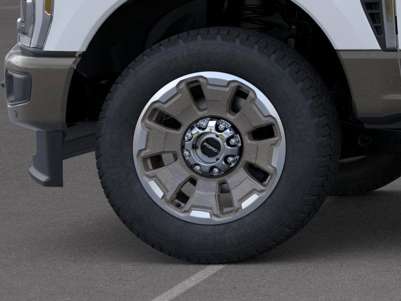 New 2026 Star White Metallic Tri-Coat Ford King Ranch image 19