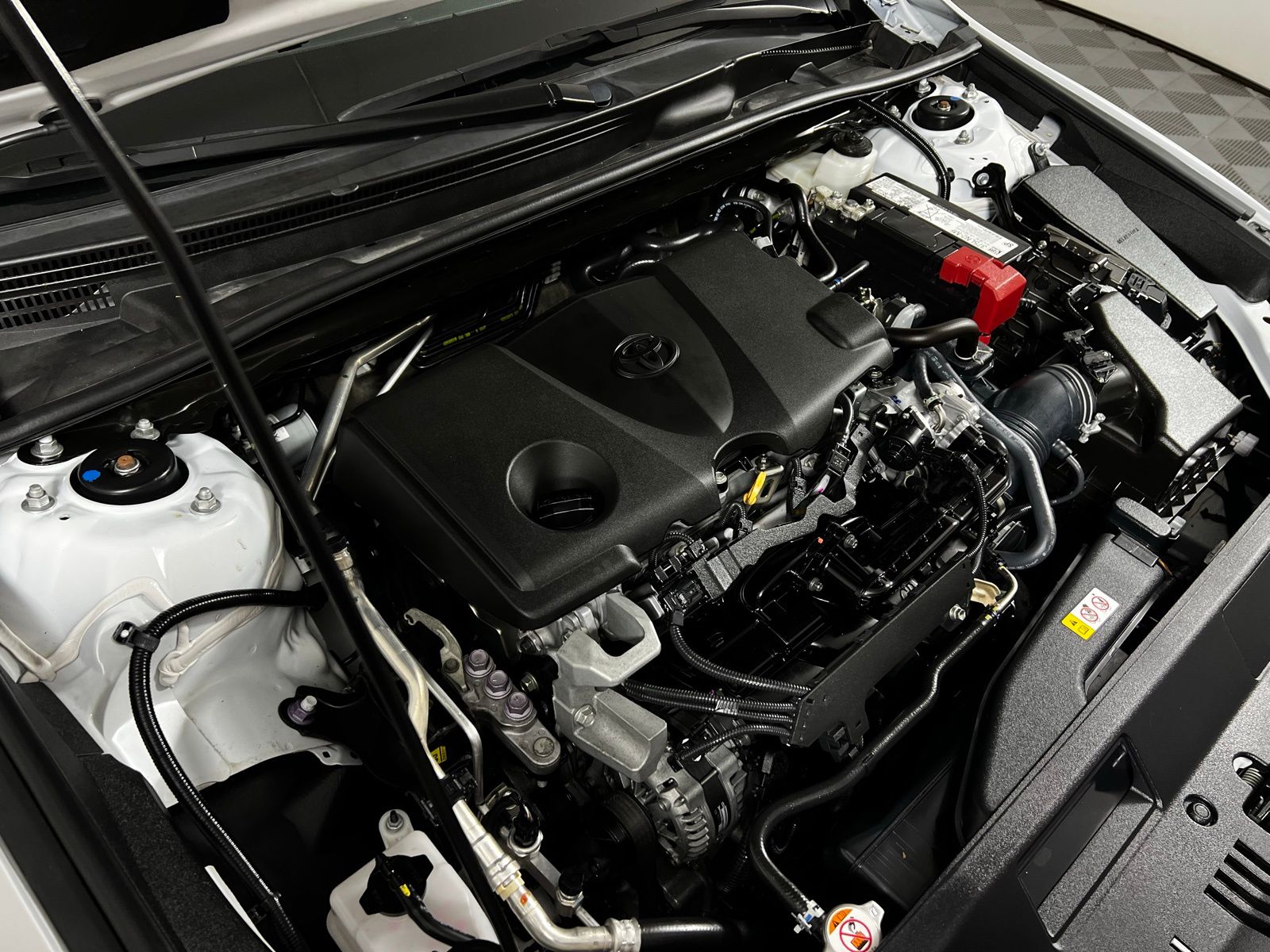 Thumbnail: 2024 Toyota Camry - 10