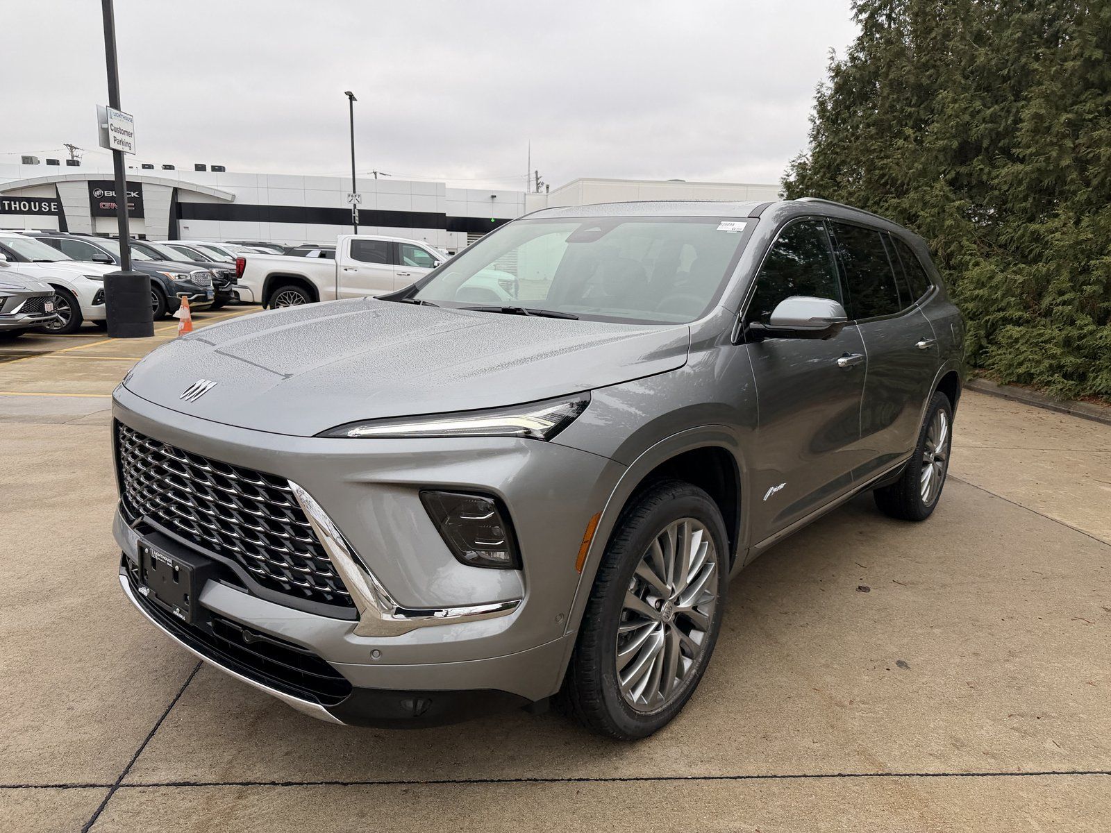 View vehicle photo 7