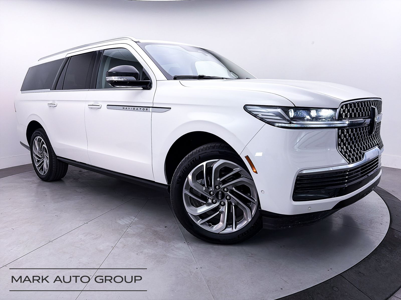 2025 Lincoln Navigator L Reserve