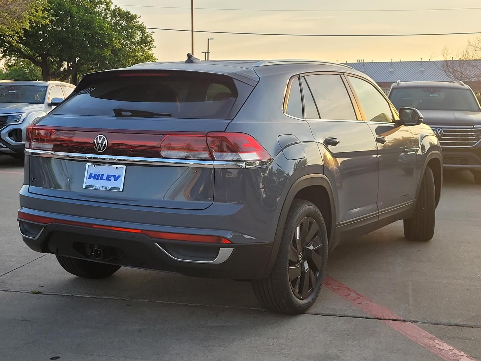 new 2026 Volkswagen Atlas Cross Sport car, priced at $41,975