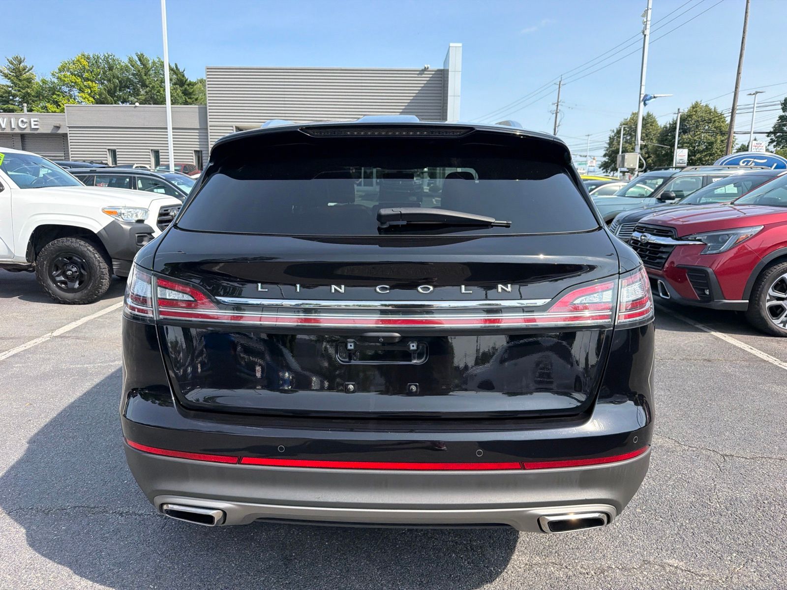 Used 2023 Black Metallic Lincoln Reserve image 7