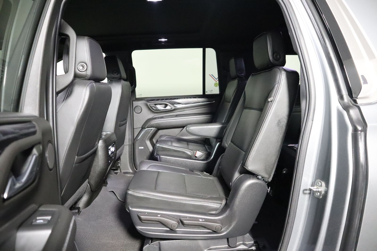 2023 GMC Yukon XL Denali photo