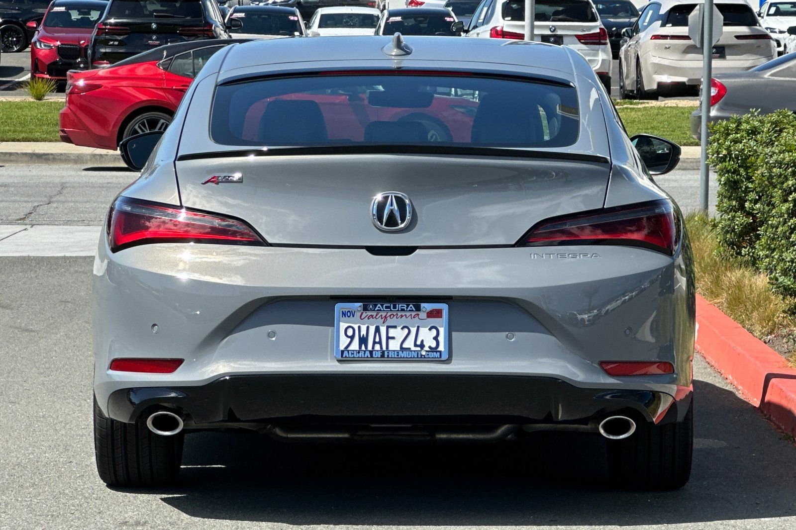 View vehicle photo 5