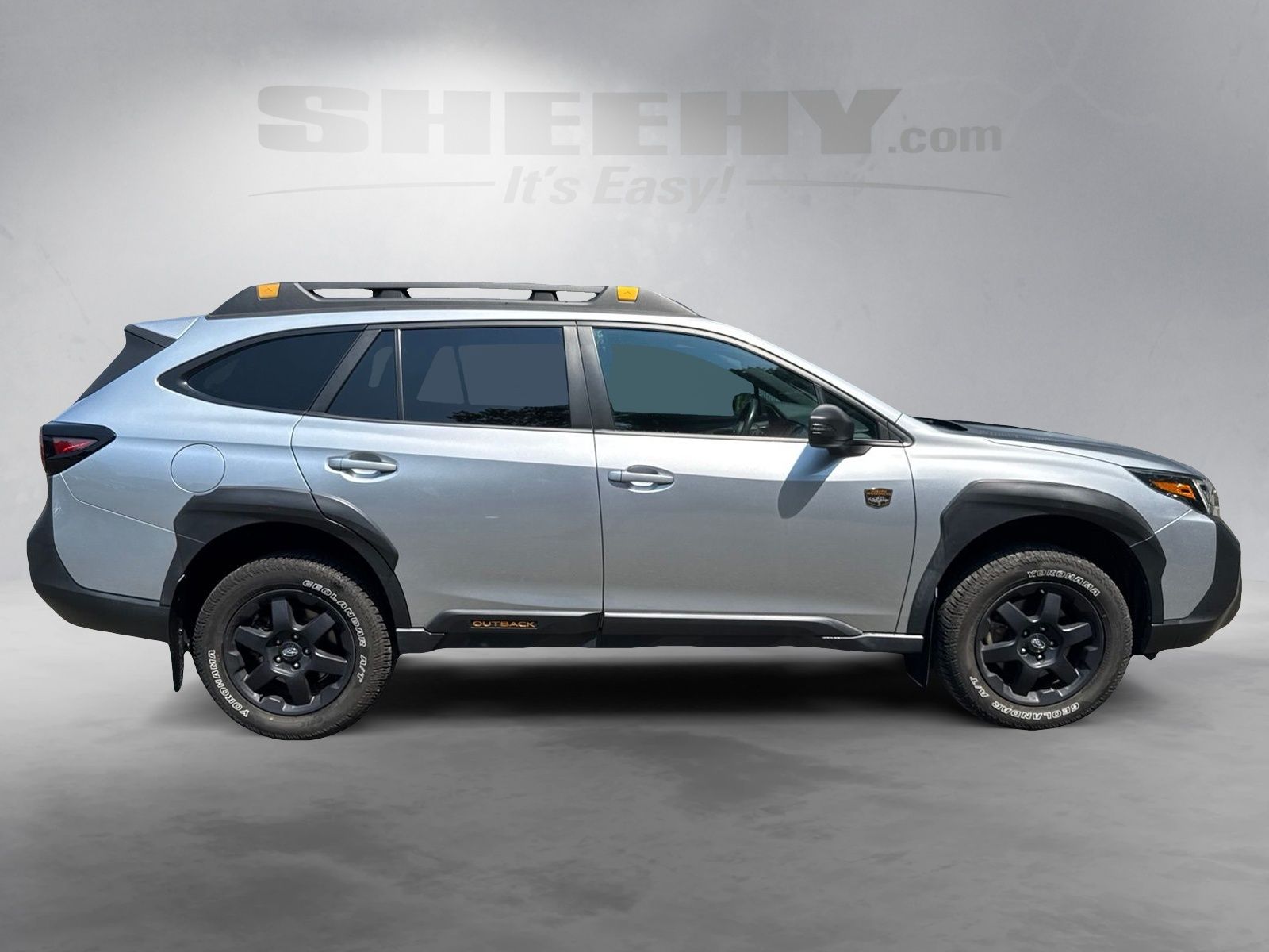 Used 2023 Ice Silver Metallic Subaru Wilderness image 9