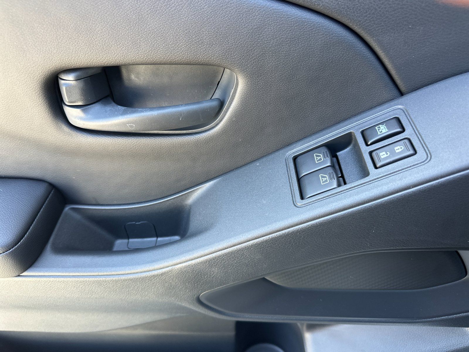 2026 Nissan Frontier S - Photo 10