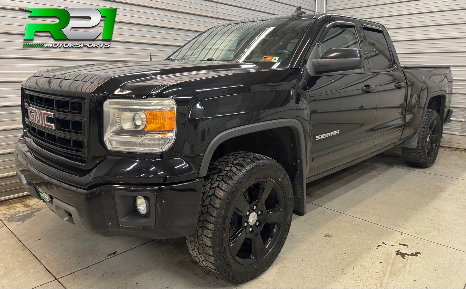 Onyx Black 2015 GMC Sierra 1500 Pickup Truck Four-Wheel Drive 6-Speed Automatic Overdrive