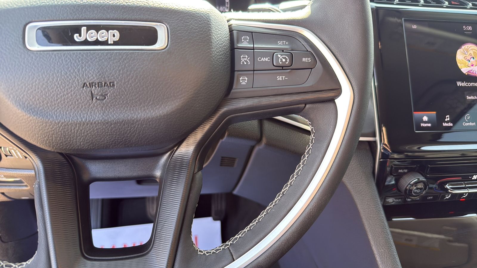 Used Car 2024 Jeep Grand Cherokee L  Laredo For Sale Under $30,000 In Austin, Texas