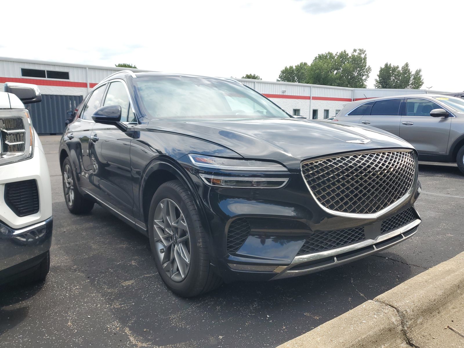 2025 Genesis GV70 2.5T Standard AWD