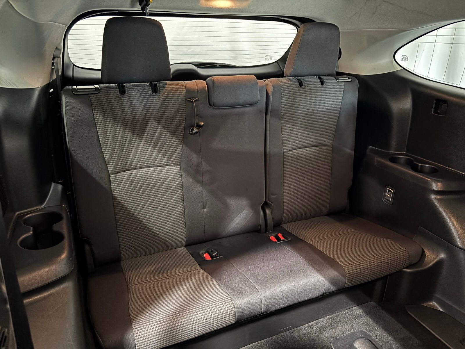 Used Car 2023 Toyota Highlander Hybrid  Le For Sale Under $40,000 In Austin, Texas
