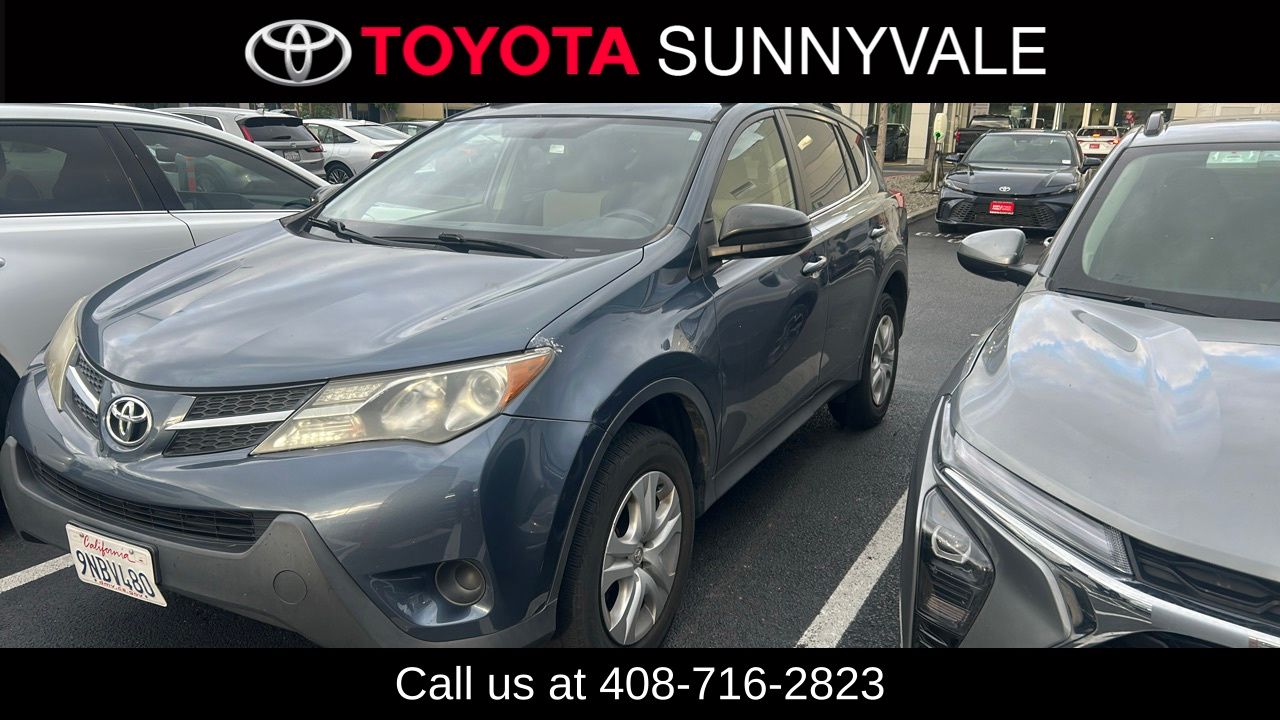2013 Toyota RAV4 LE's photo