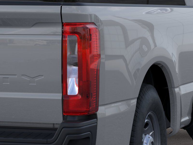 Used 2026 Avalanche Ford XL image 21