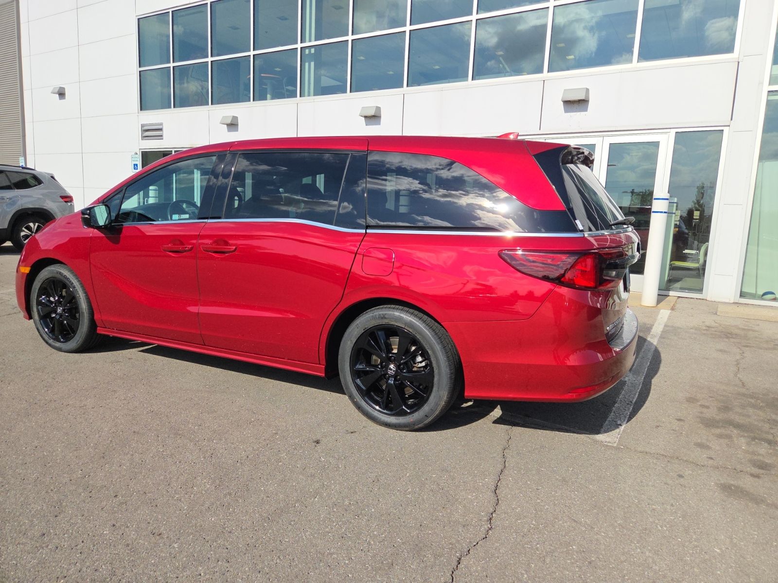 used 2023 Honda Odyssey car, priced at $35,750