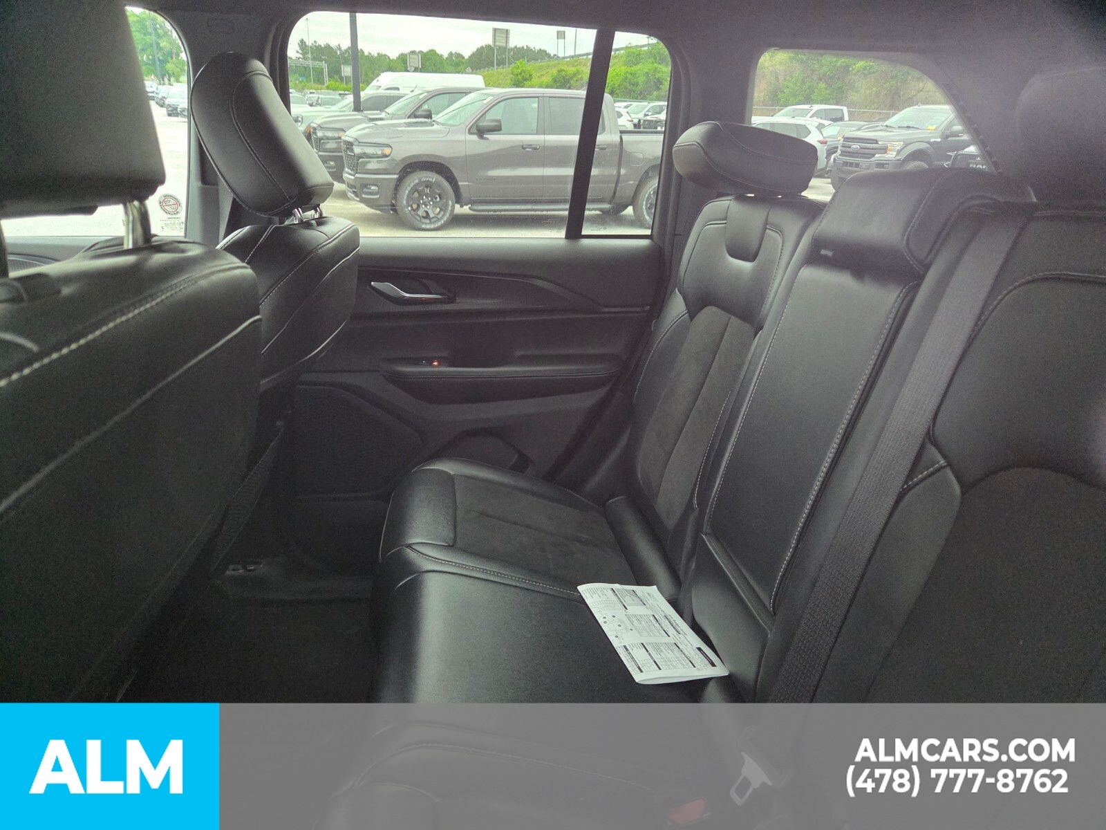 Used 2025 Black Jeep Altitude image 7