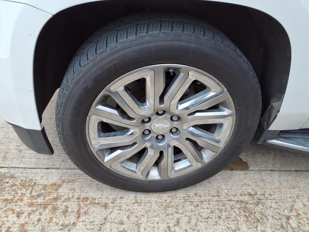 2019 Chevrolet Suburban Premier White at Victoria Chrysler Dodge Jeep Ram