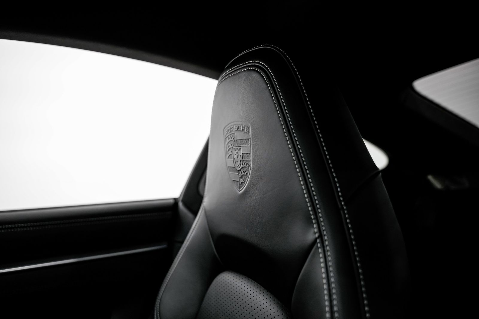 2021 Porsche 911 Carrera S — photo 21