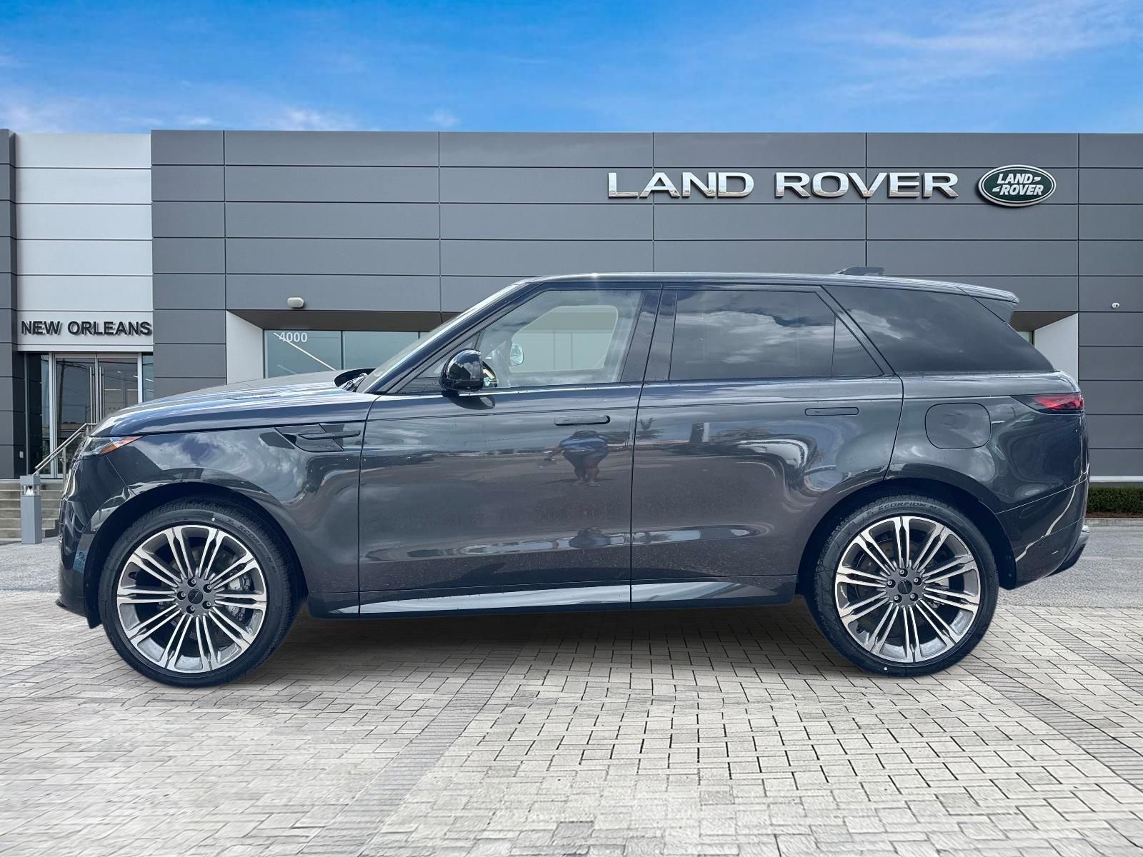 View vehicle photo 2